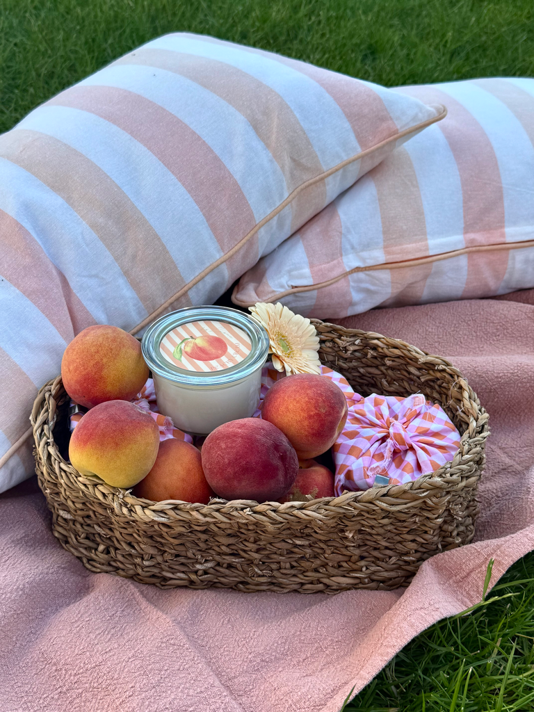 PEACHY CREAM